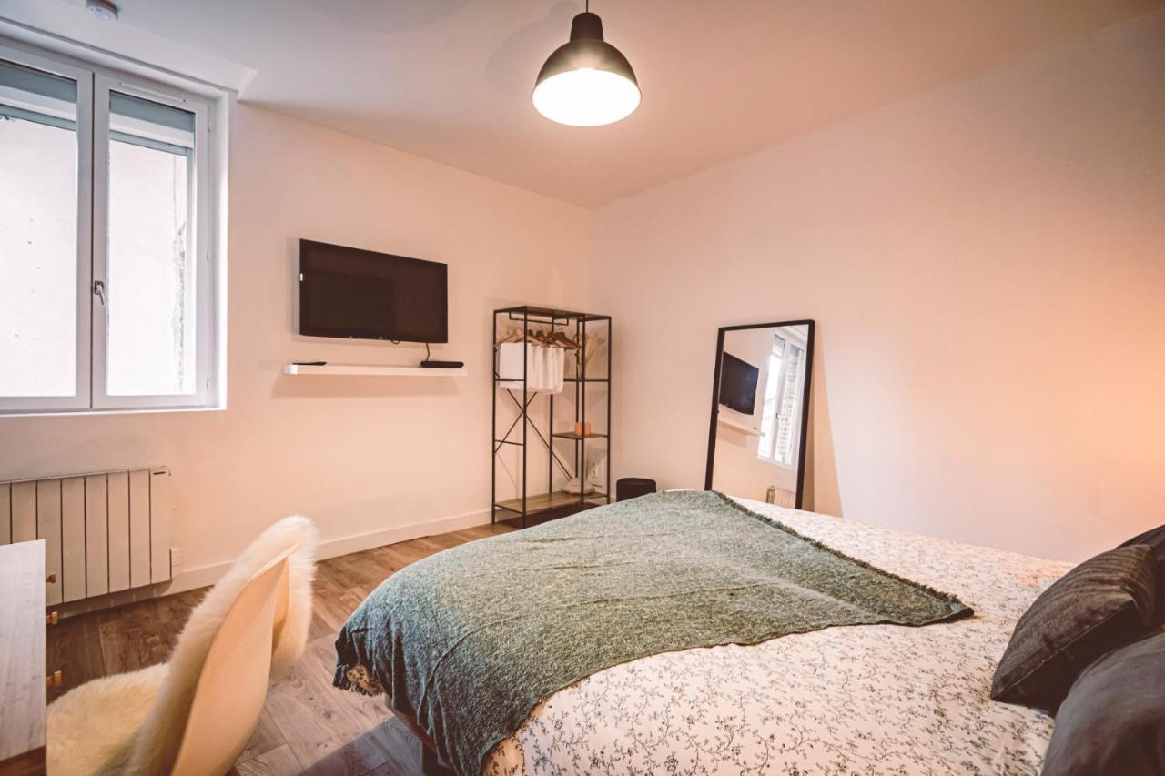 La Suite - Paisible Et A Deux Pas De La Gare Remeš Exteriér fotografie
